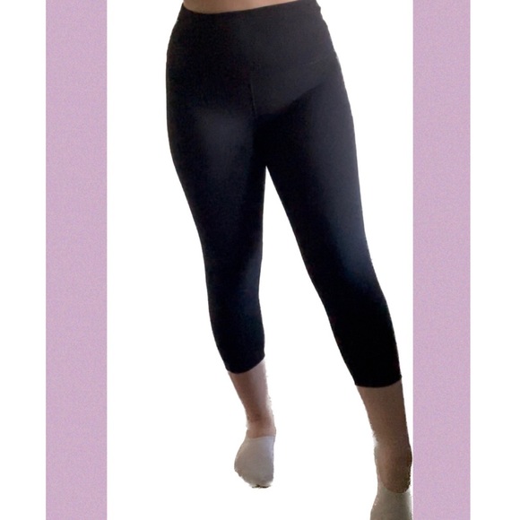 Black Crop Leggings!! (Never worn) - Picture 3 of 6